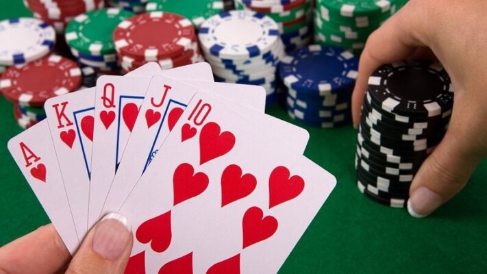 Hiểu sự quan trọng của bộ Cù Lũ Poker
