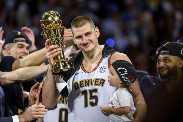 Nikola Jokić Cầu Thủ Bóng Rổ Xuất Sắc Nhất Thế Giới